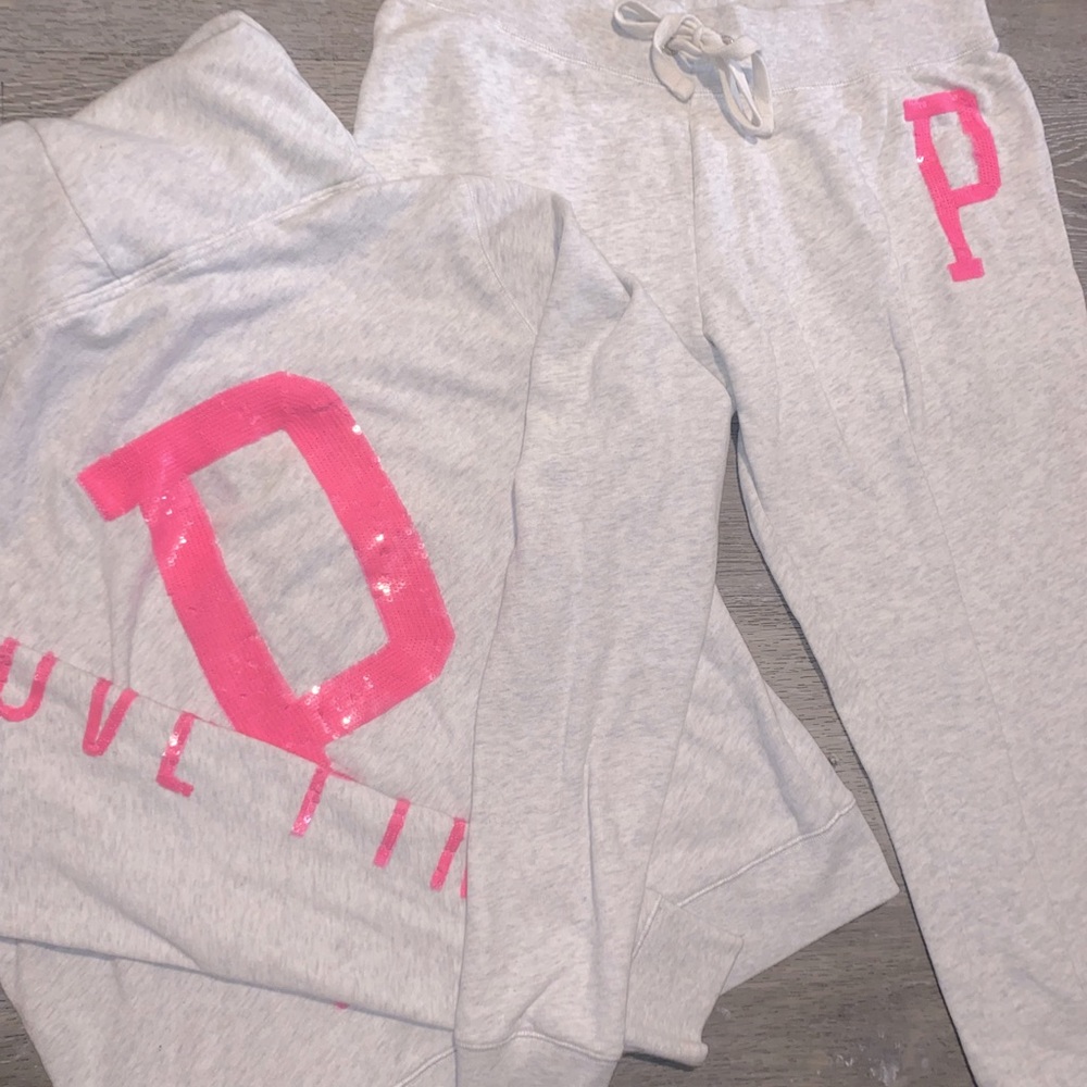 HTF VS PINK BLING SET